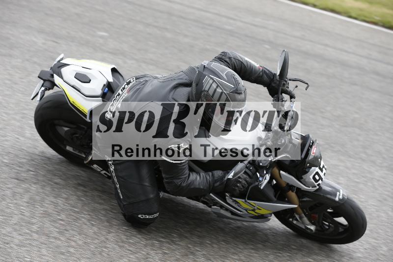 Archiv-2025/22 06.06.2025 DISCOVER the BIKE ADR/Race 3 rot/95